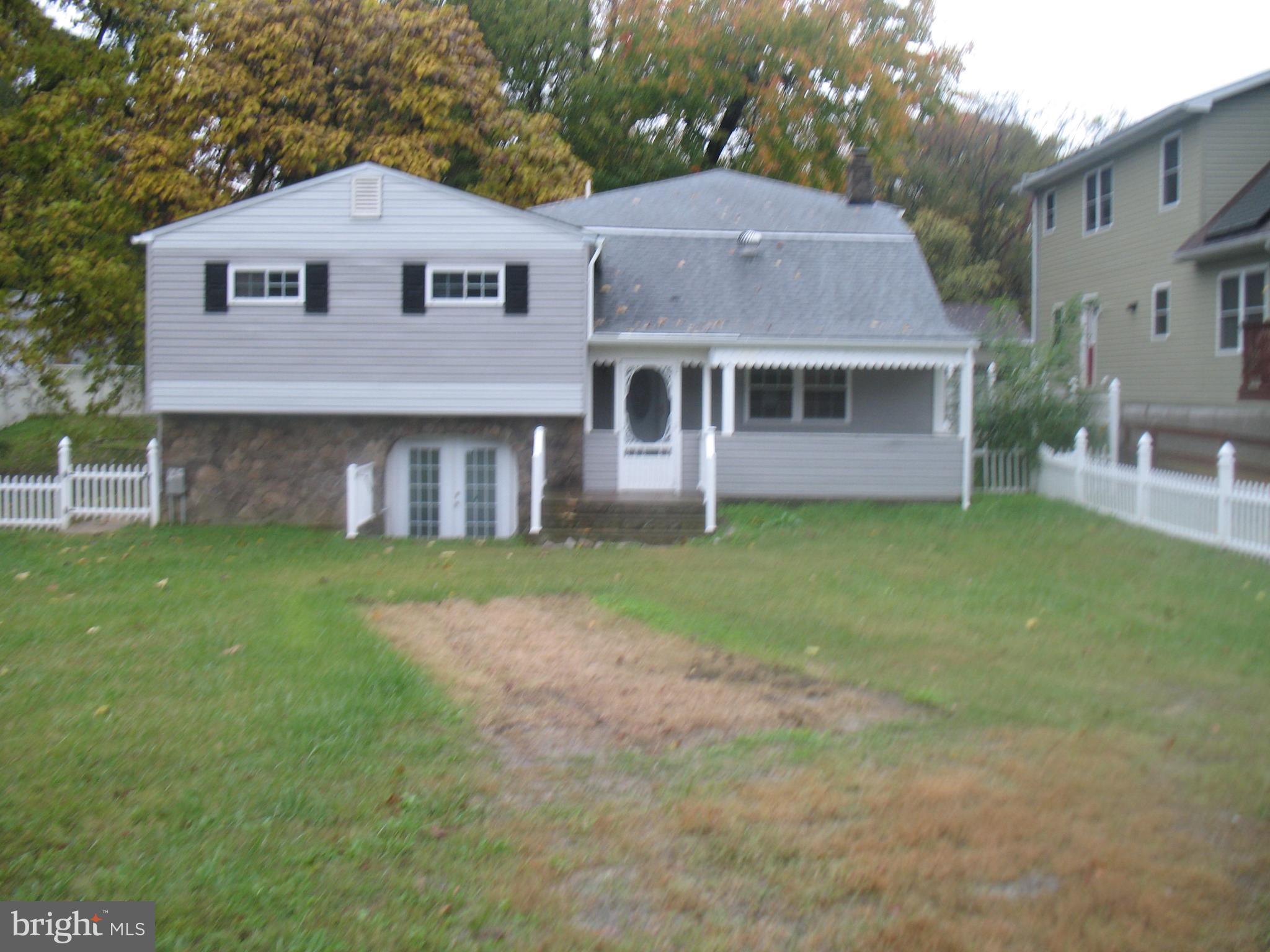 1002 Cedar Creek Road Baltimore, MD 21221 - Photo 5 of 37