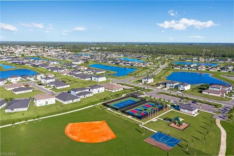 $334,999 | 4085 Caracalla Way, North Fort Myers, FL 33917