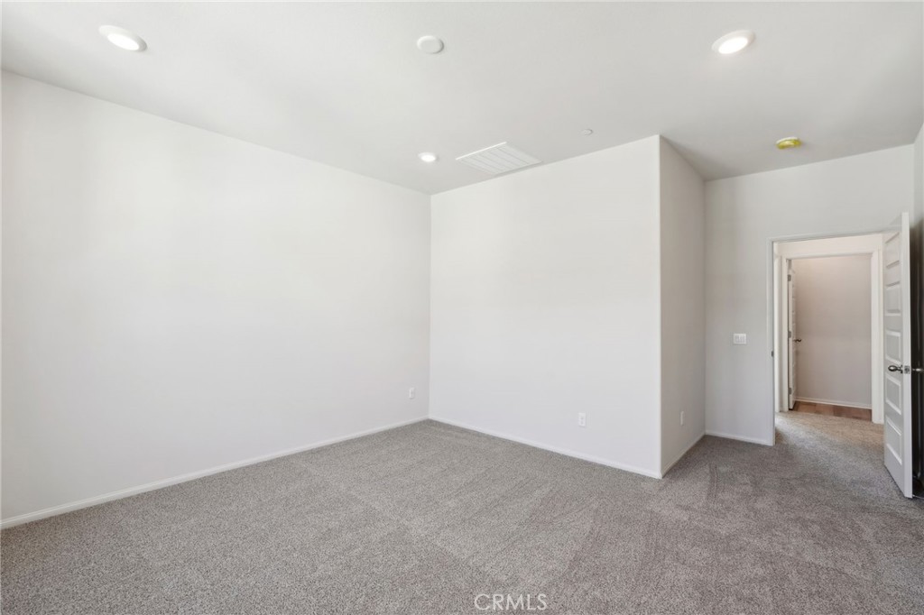 28022 Melrose Drive Temecula, CA 92591 - Photo 21 of 35 a view of an empty room
