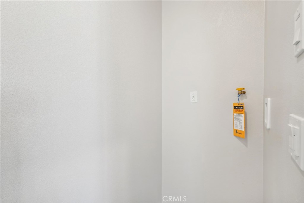 28022 Melrose Drive Temecula, CA 92591 - Photo 28 of 35 a close up view of a shower