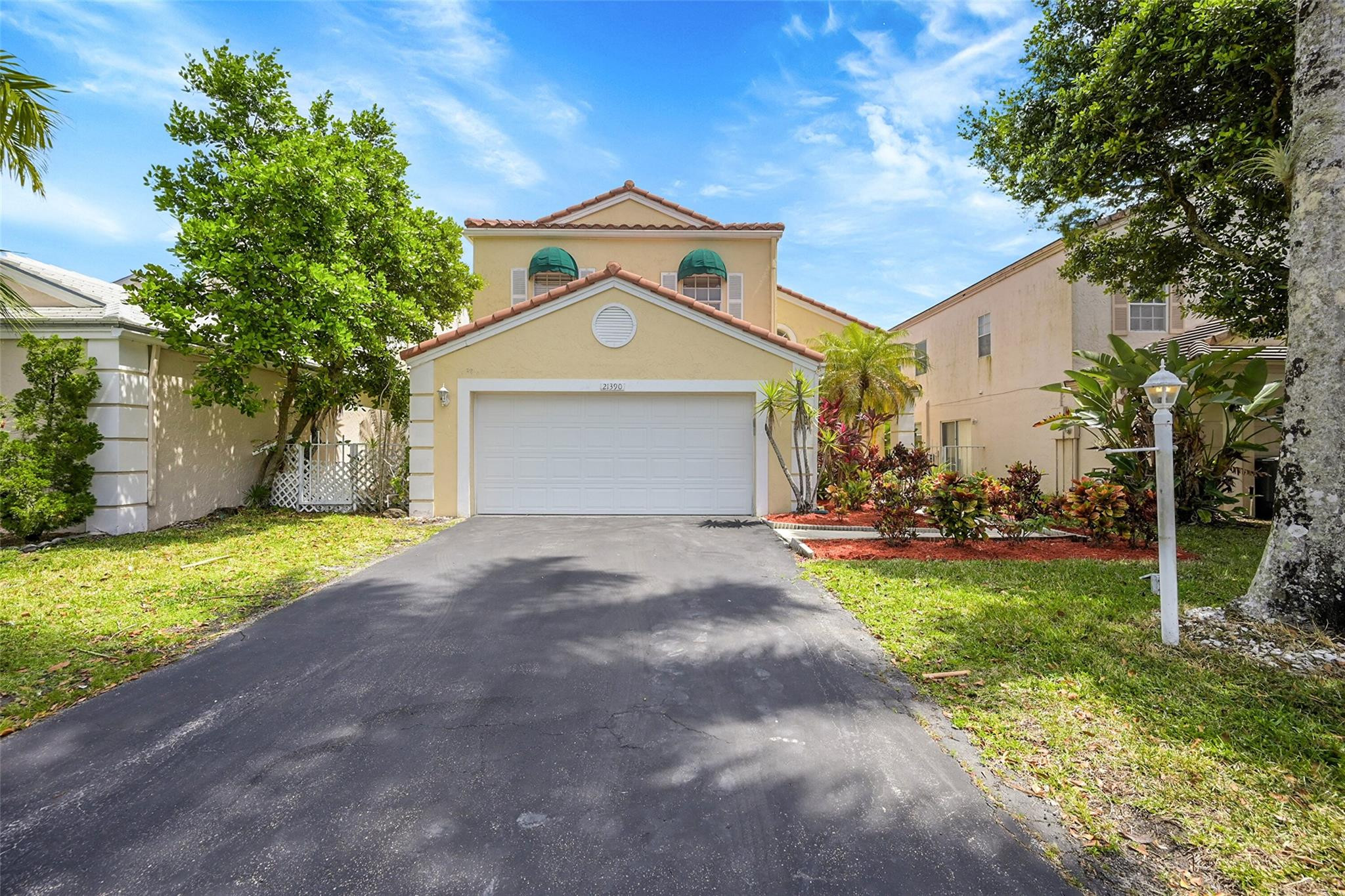 21390 Sawmill Court Boca Raton, FL 33498 - Photo 1 of 38 Photo 1