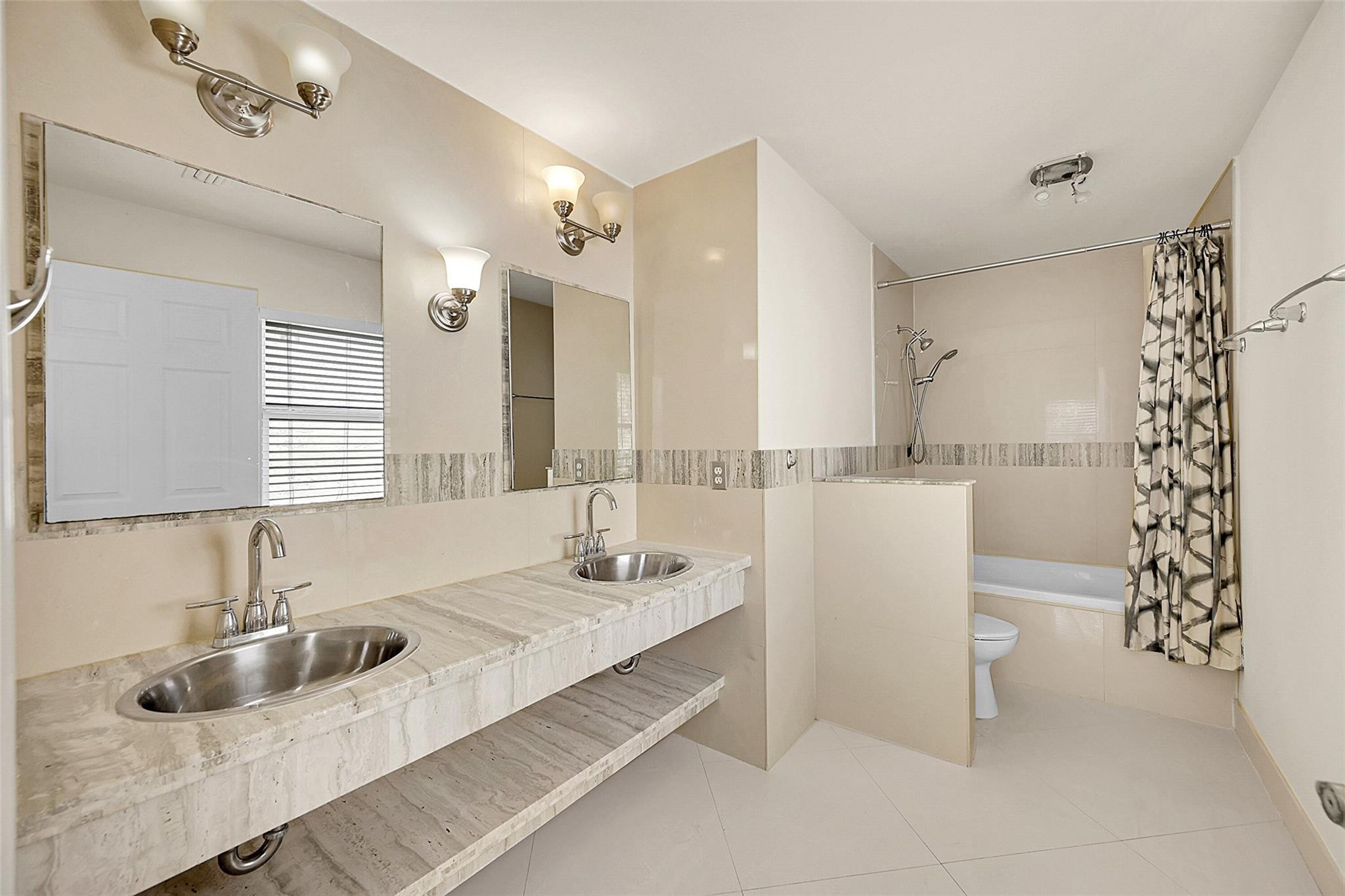 21390 Sawmill Court Boca Raton, FL 33498 - Photo 25 of 38 Photo 25