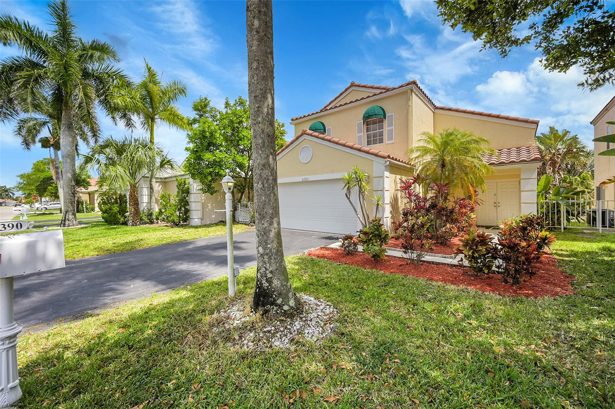 21390 Sawmill Court Boca Raton, FL 33498 - Photo 3 of 38 Photo 3