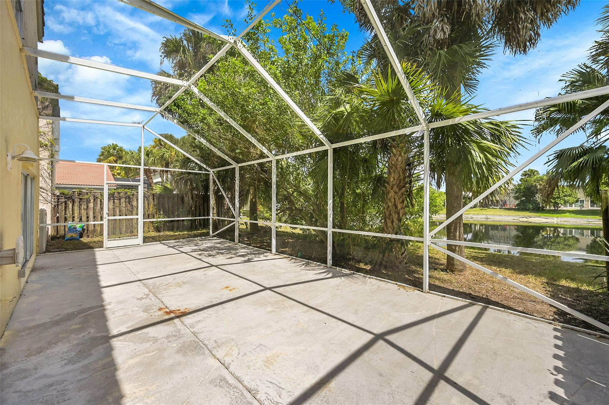 21390 Sawmill Court Boca Raton, FL 33498 - Photo 32 of 38 Photo 32