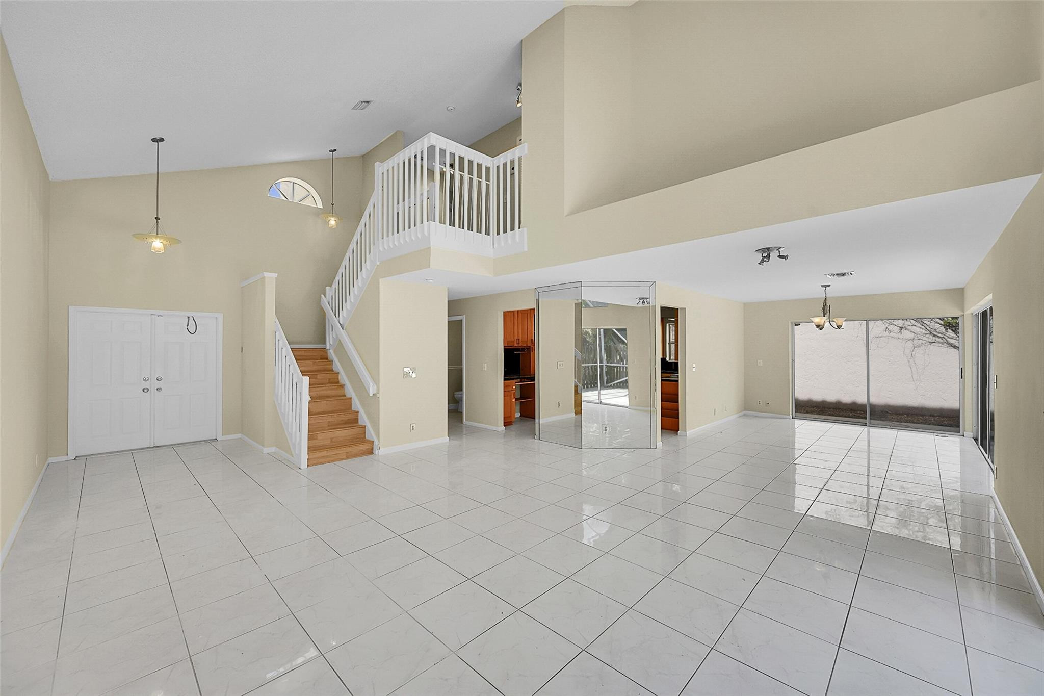 21390 Sawmill Court Boca Raton, FL 33498 - Photo 8 of 38 Photo 8
