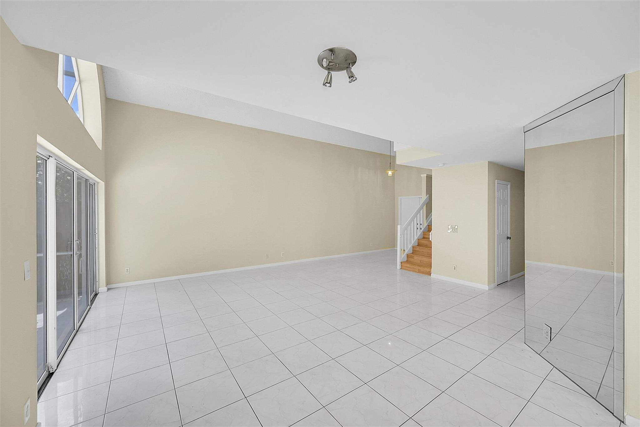 21390 Sawmill Court Boca Raton, FL 33498 - Photo 9 of 38 Photo 9
