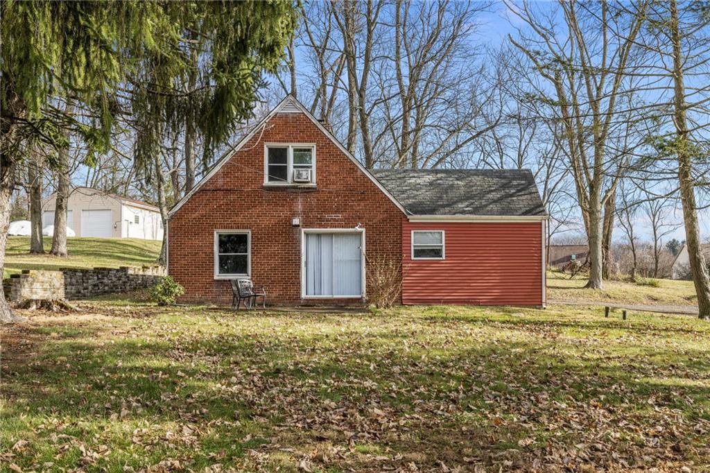 5509 Library Road Bethel Park, PA 15102 - Photo 3 of 26 Gallery Image 3