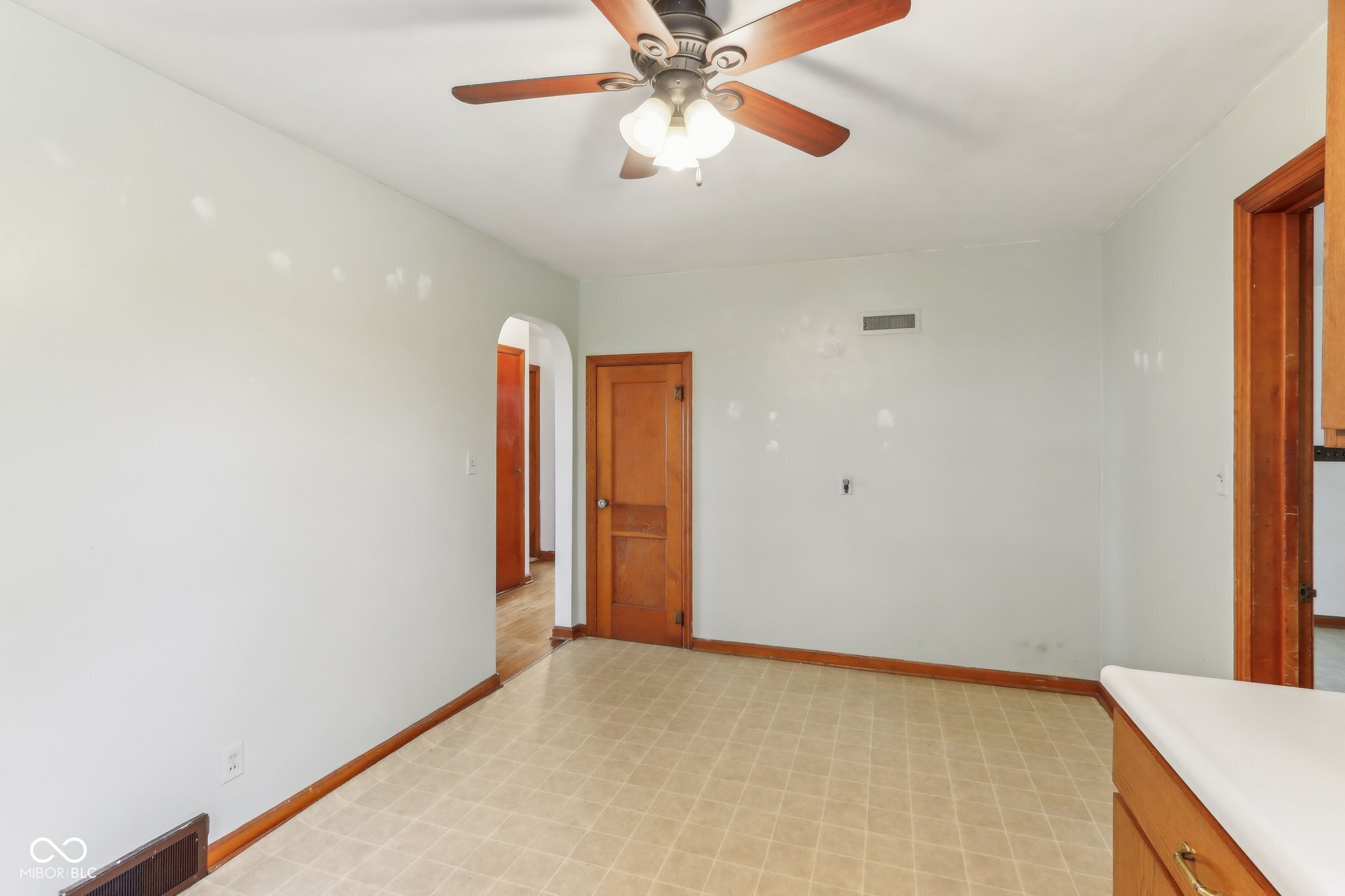 6012 625 West Pendleton, IN 46064 - Photo 13 of 44