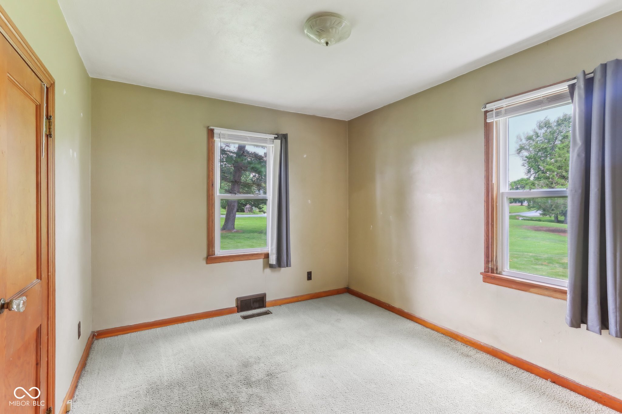 6012 625 West Pendleton, IN 46064 - Photo 18 of 44