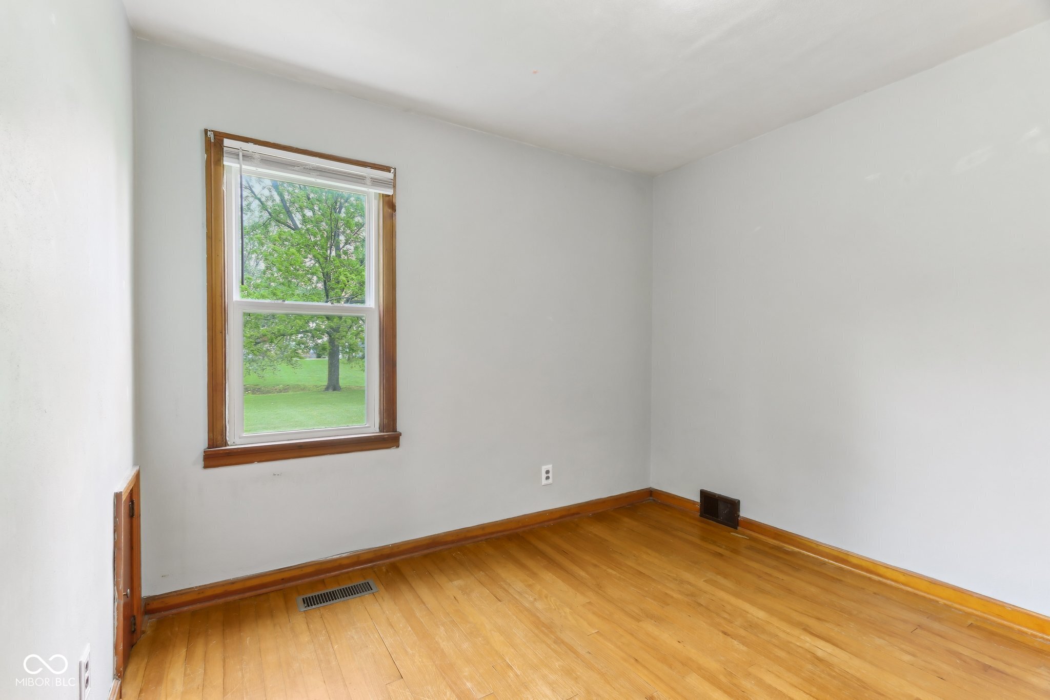 6012 625 West Pendleton, IN 46064 - Photo 20 of 44