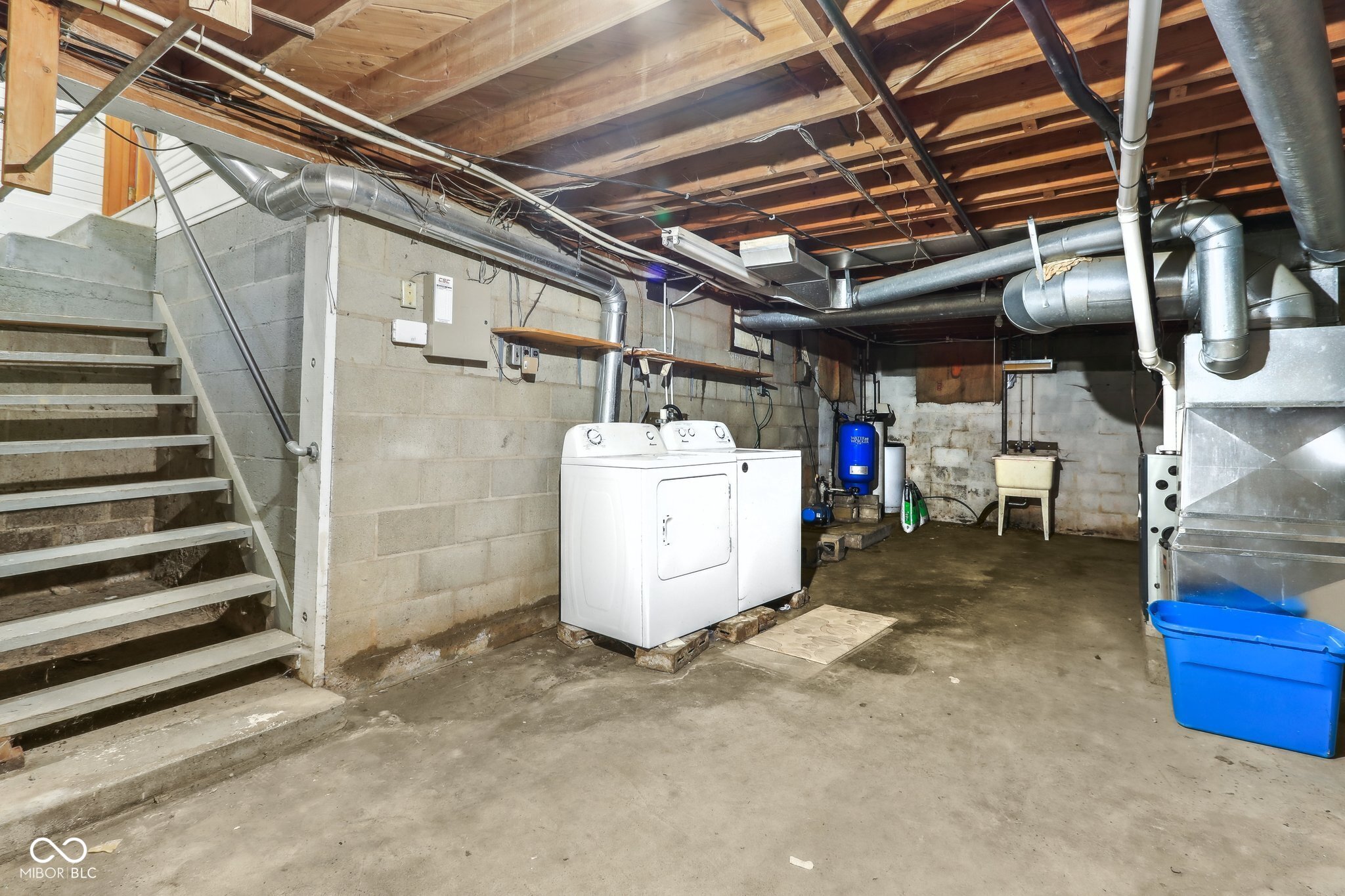 6012 625 West Pendleton, IN 46064 - Photo 22 of 44