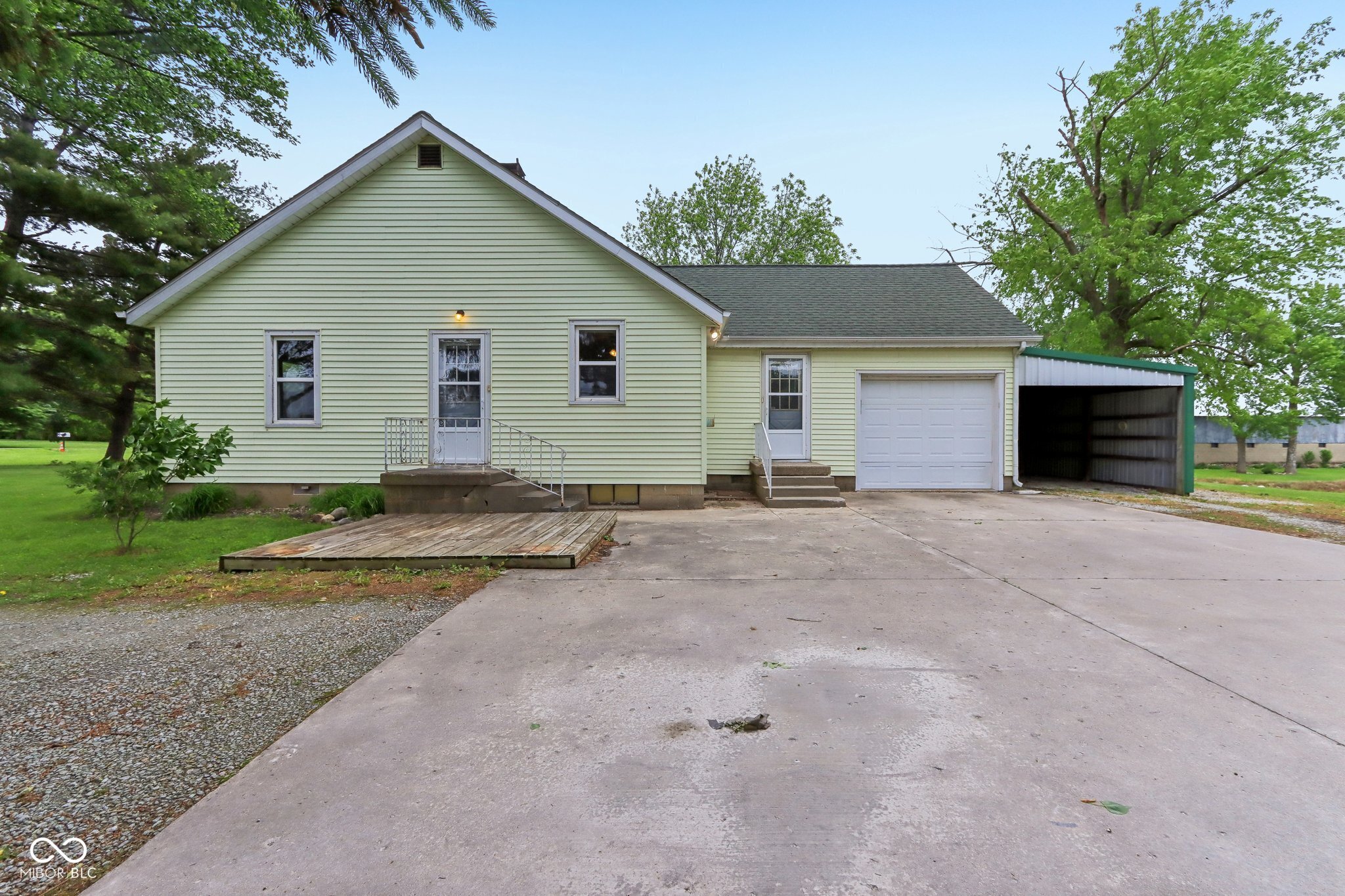 6012 625 West Pendleton, IN 46064 - Photo 5 of 44