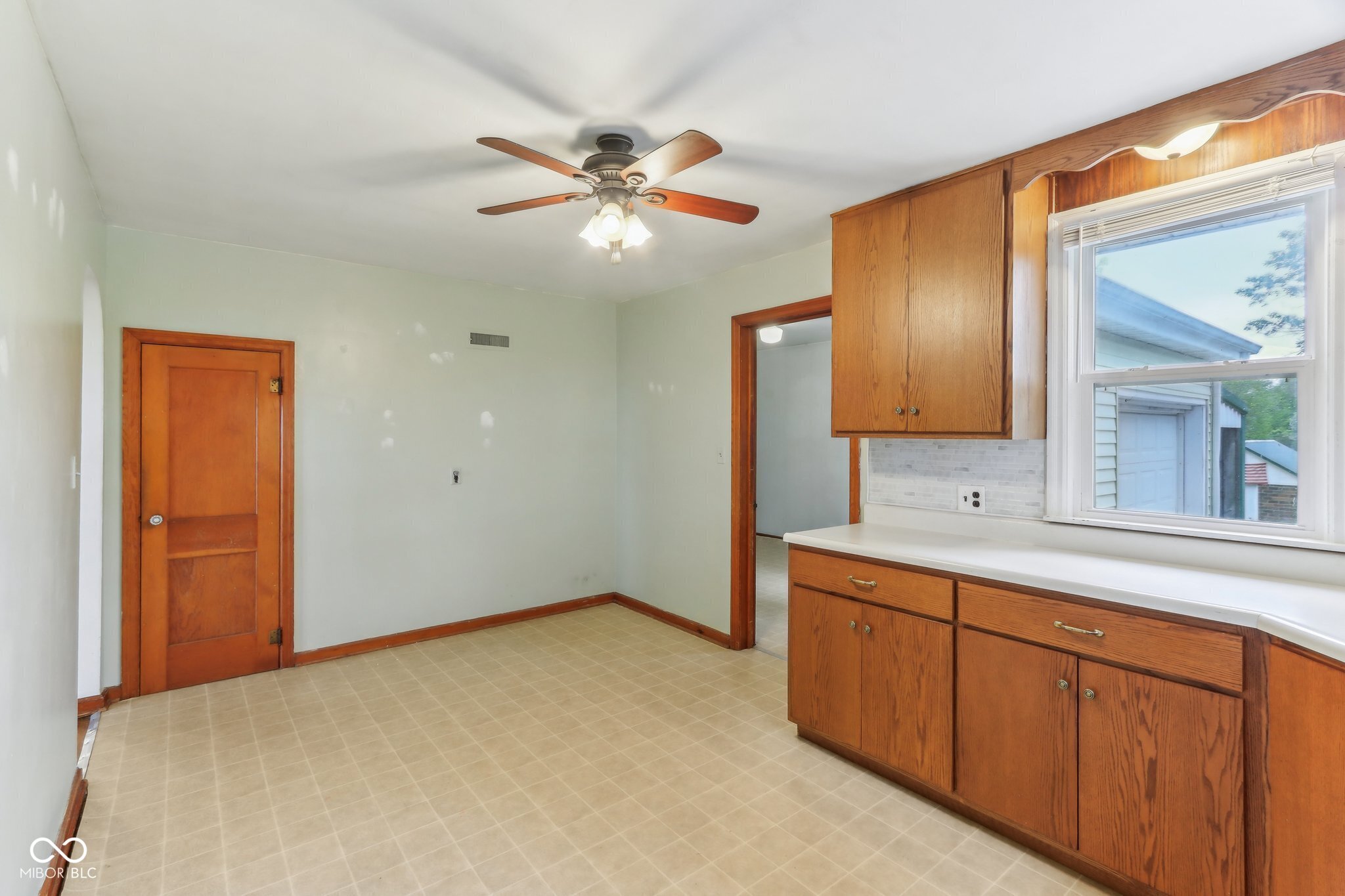 6012 625 West Pendleton, IN 46064 - Photo 10 of 44