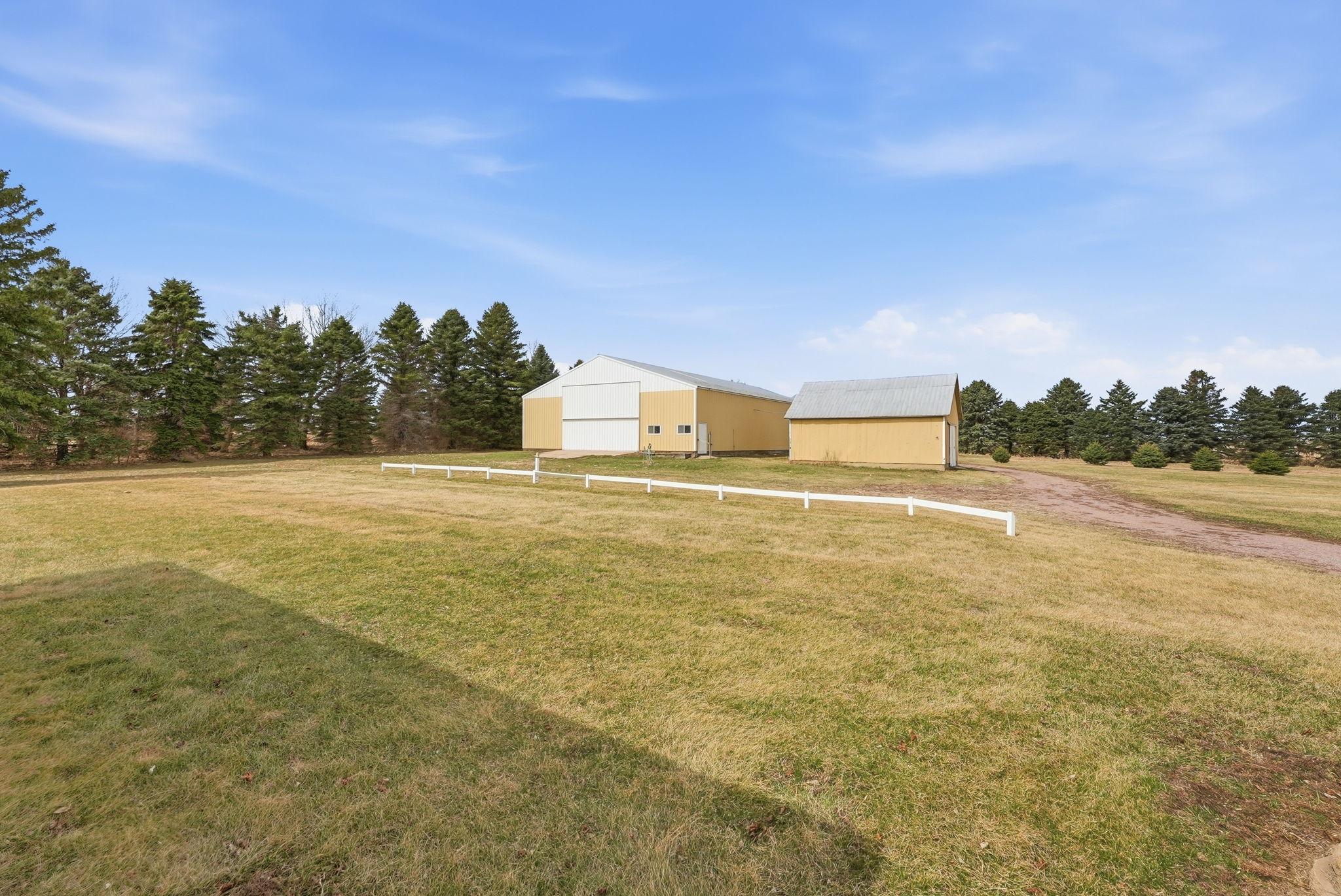 515 151st Street Luverne, MN 56156 - Photo 6 of 46