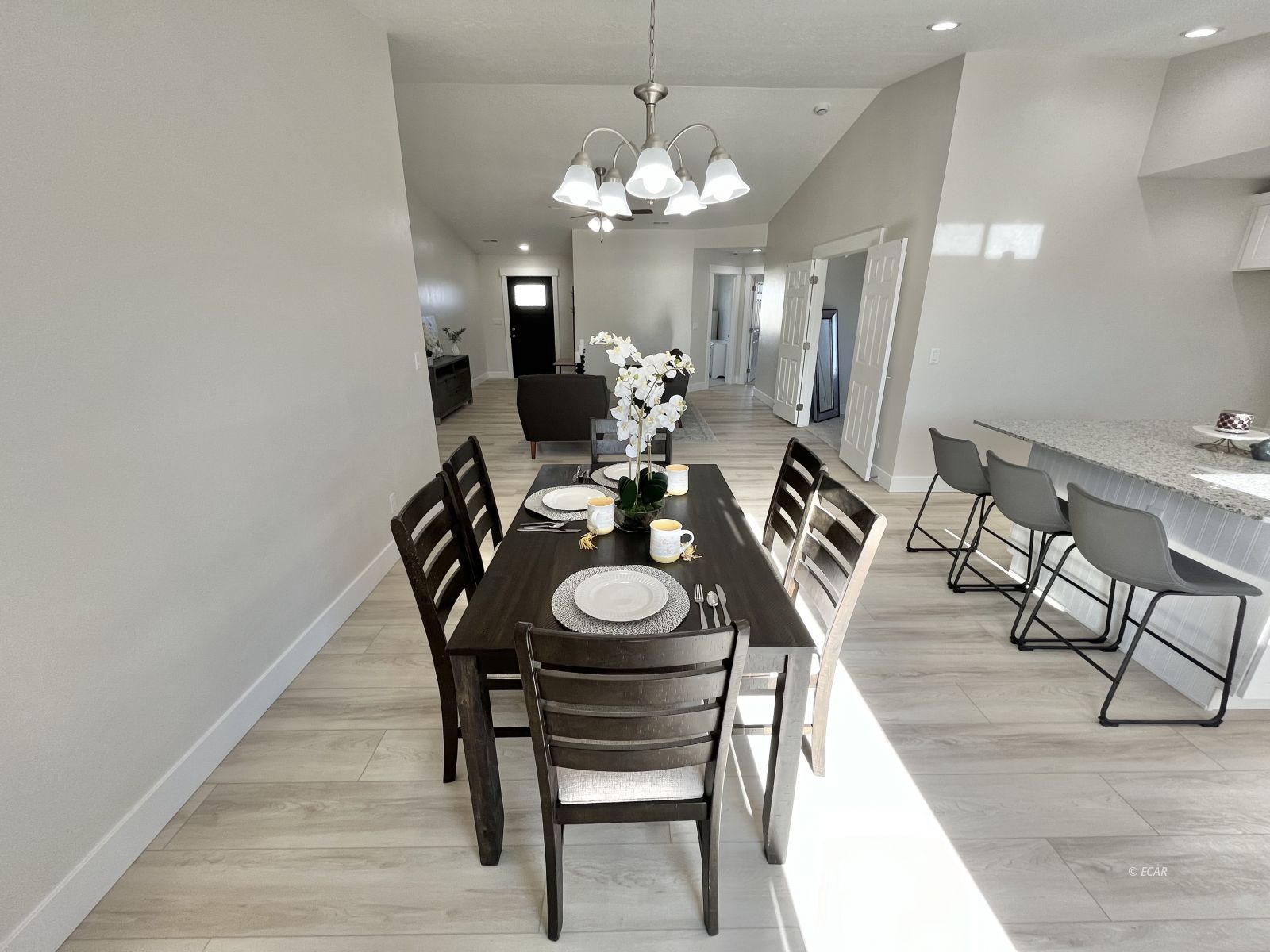 212 Spring Creek Parkway Spring Creek, NV 89815 - Photo 14 of 26 Gallery Image 14