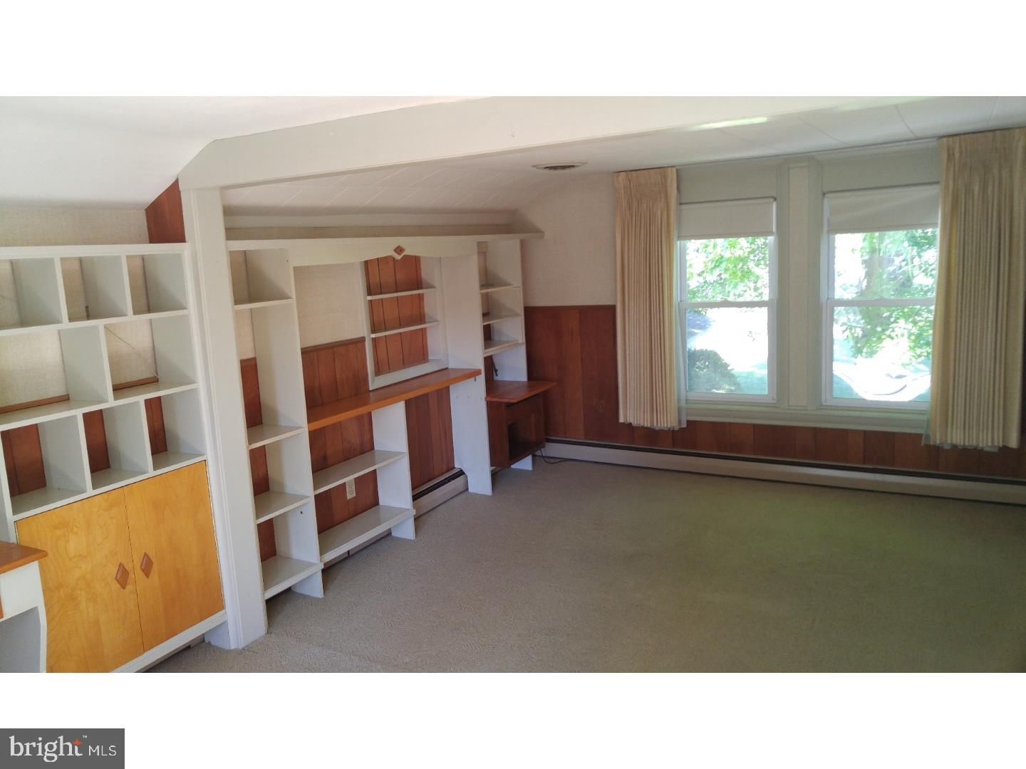 3208 Stoudts Ferry Bridge Road Reading, PA 19605 - Photo 14 of 20 Bedroom - Main