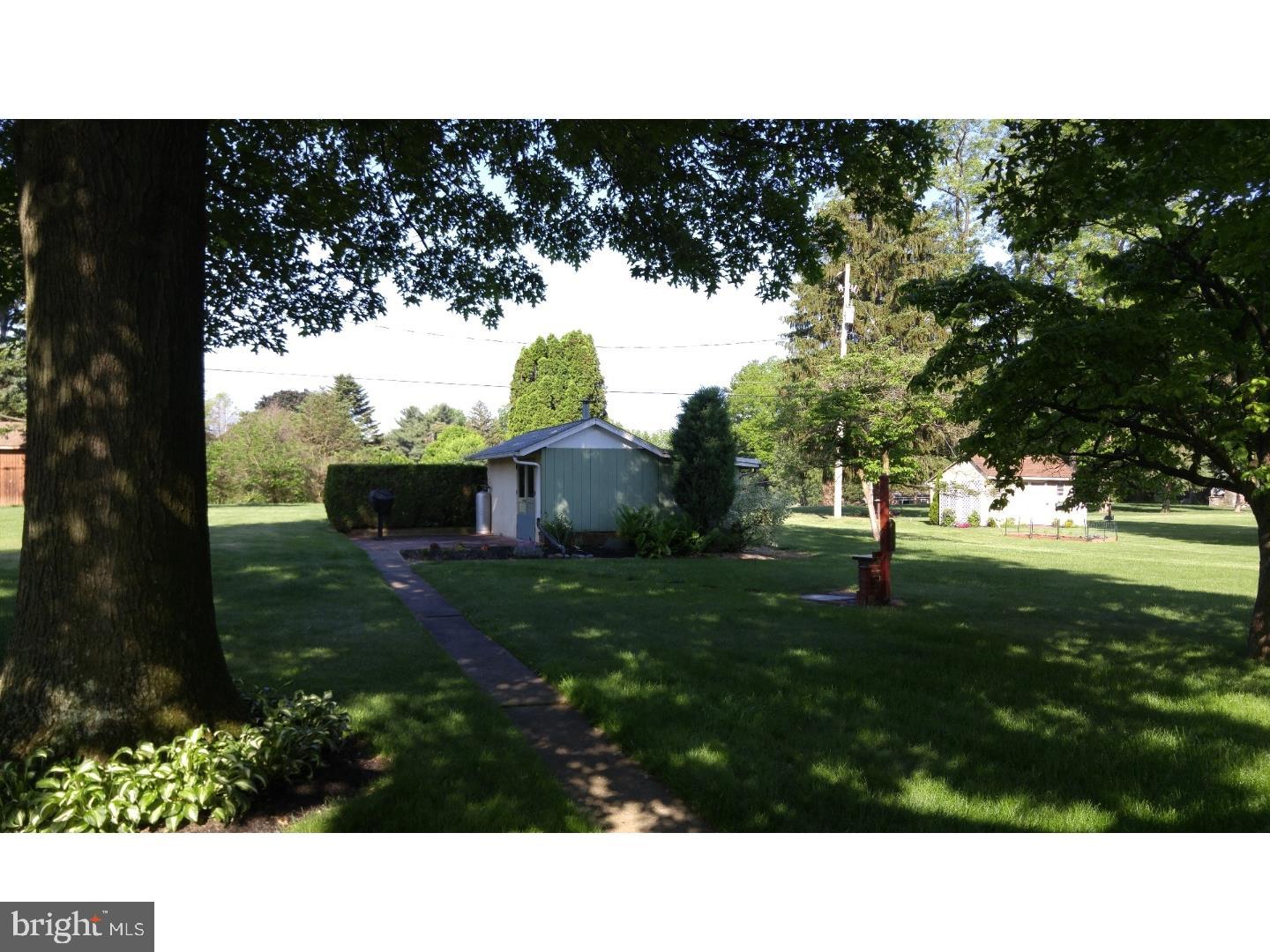 3208 Stoudts Ferry Bridge Road Reading, PA 19605 - Photo 4 of 20 Back Yard