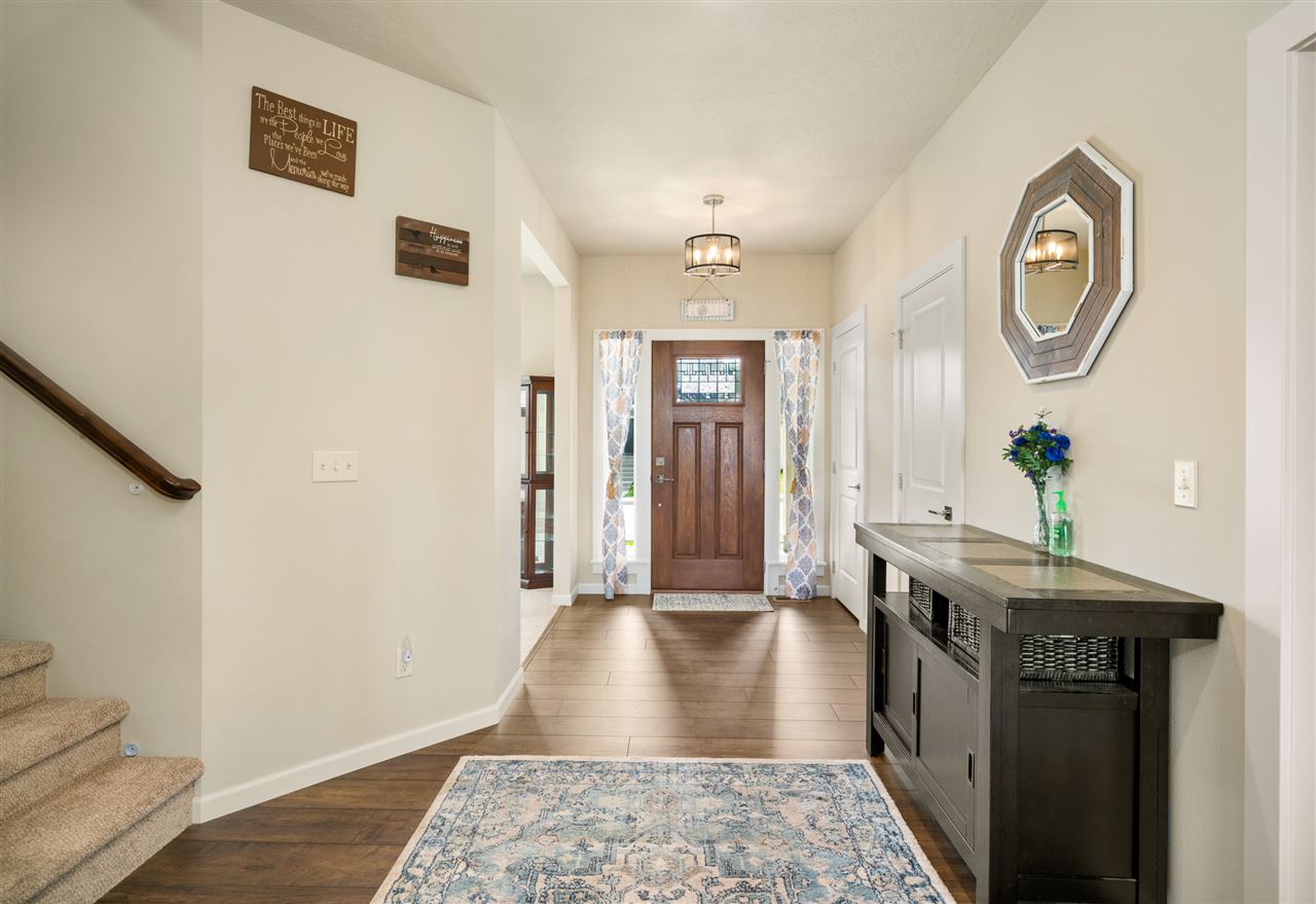 7106 South Pheasant Ridge Drive Spokane, WA 99224 - Photo 2 of 20 Gallery Image 2