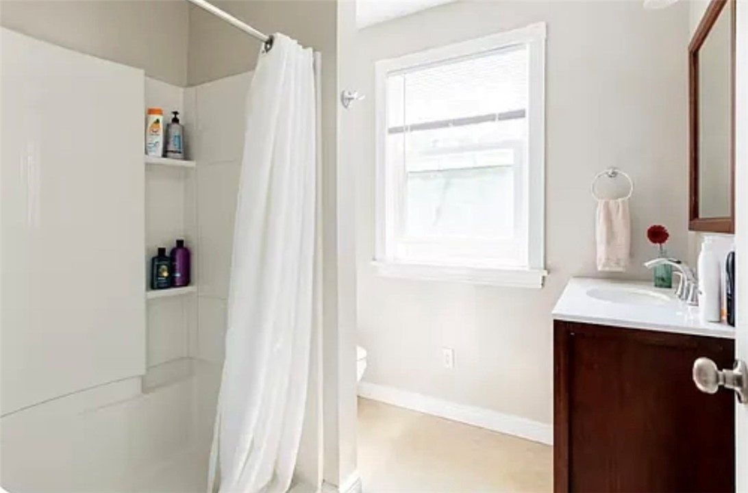 209 Linden Street Rochester, NY 14620 - Photo 11 of 14 Gallery Image 11