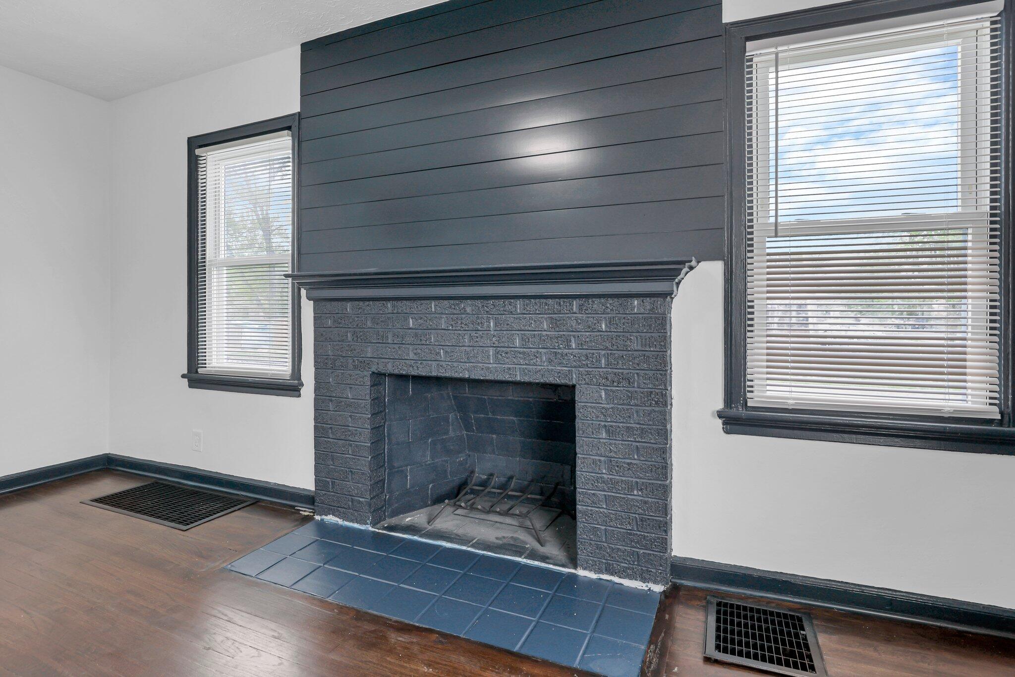 2253 Gerbert Road Columbus, OH 43211 - Photo 21 of 42 20-web-or-mls-0N4A2628