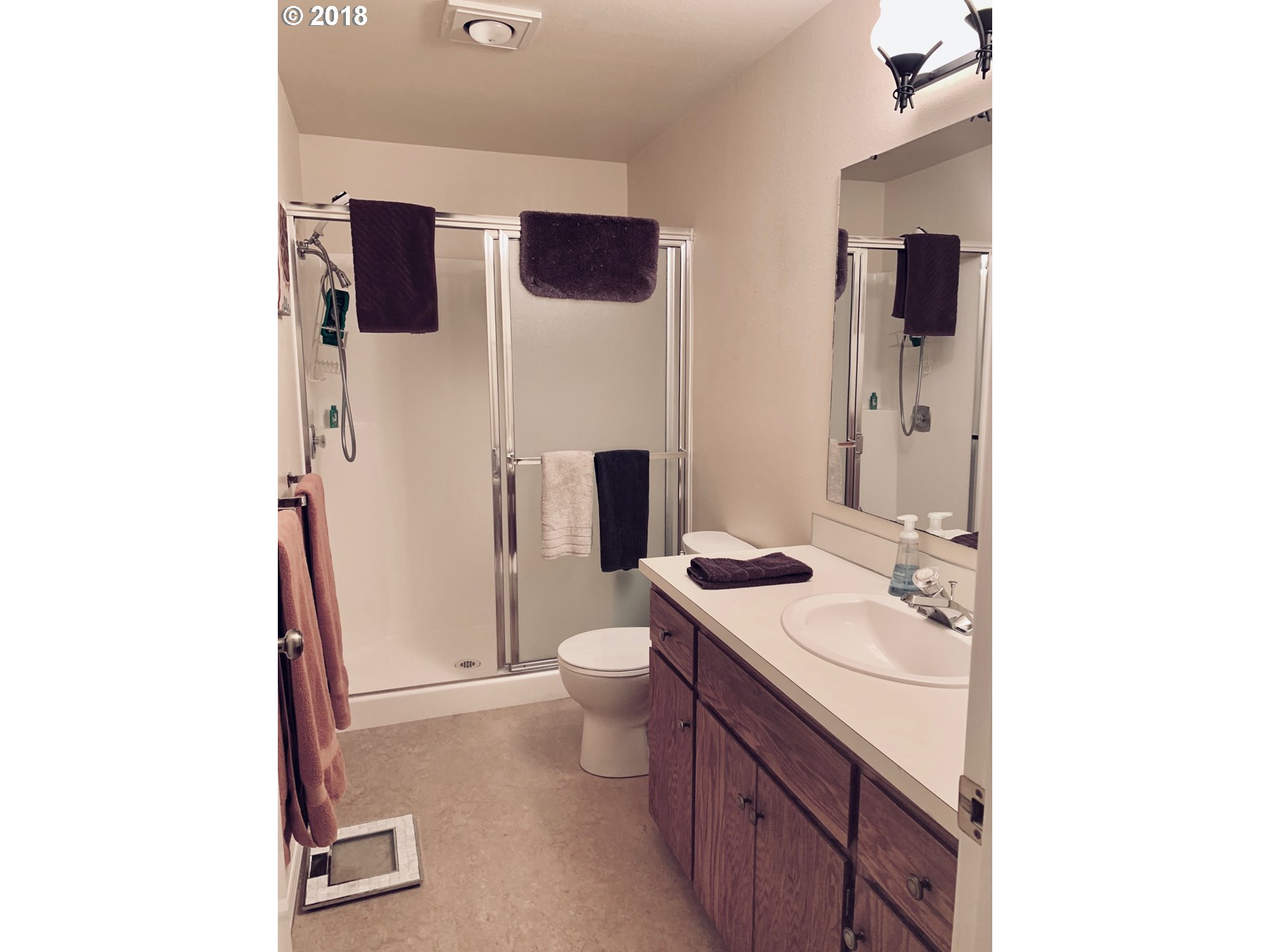 38627 East Cedar Flat Road Springfield, OR 97478 - Photo 10 of 24