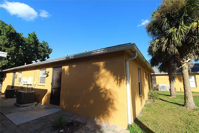 $1,600 | 5531 Palmer Boulevard, Sarasota, FL 34232
