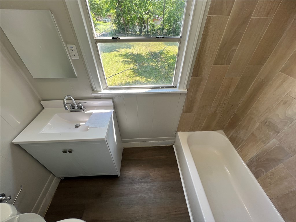 1312 South 30th Street Waco, TX 76711 - Photo 9 of 19