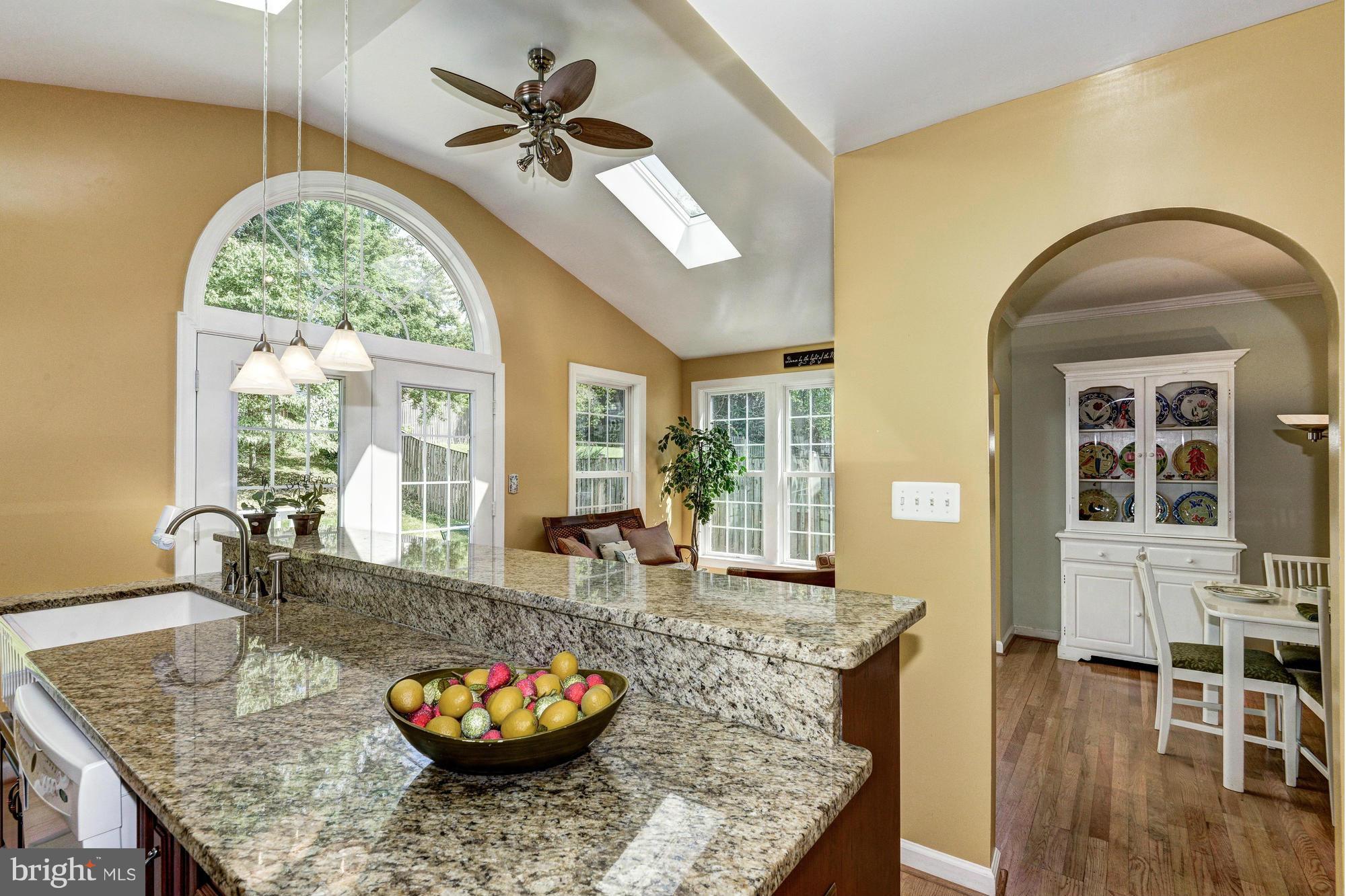15058 Joshua Tree Road North Potomac, MD 20878 - Photo 12 of 30 Kitchen