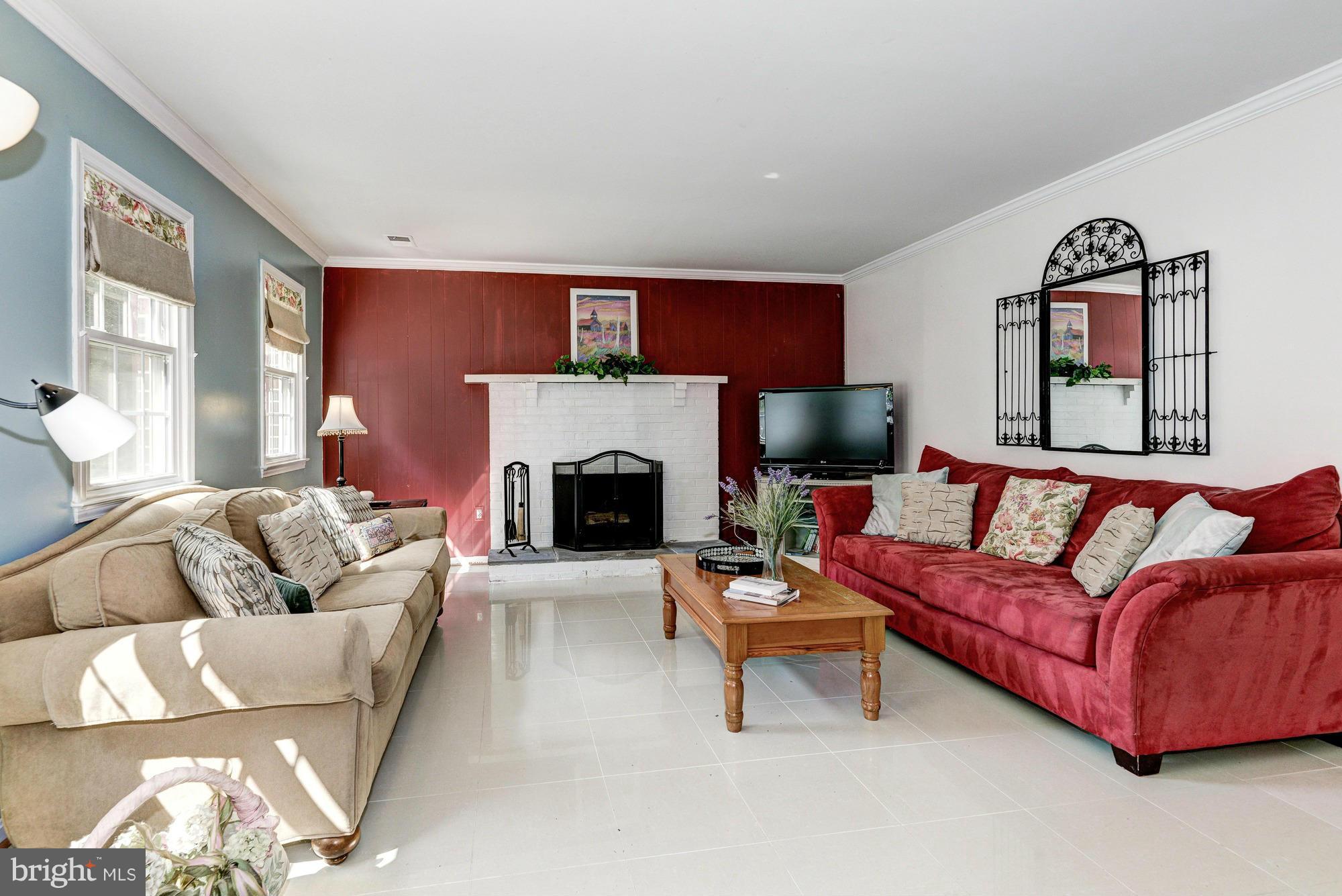 15058 Joshua Tree Road North Potomac, MD 20878 - Photo 24 of 30 Family Room