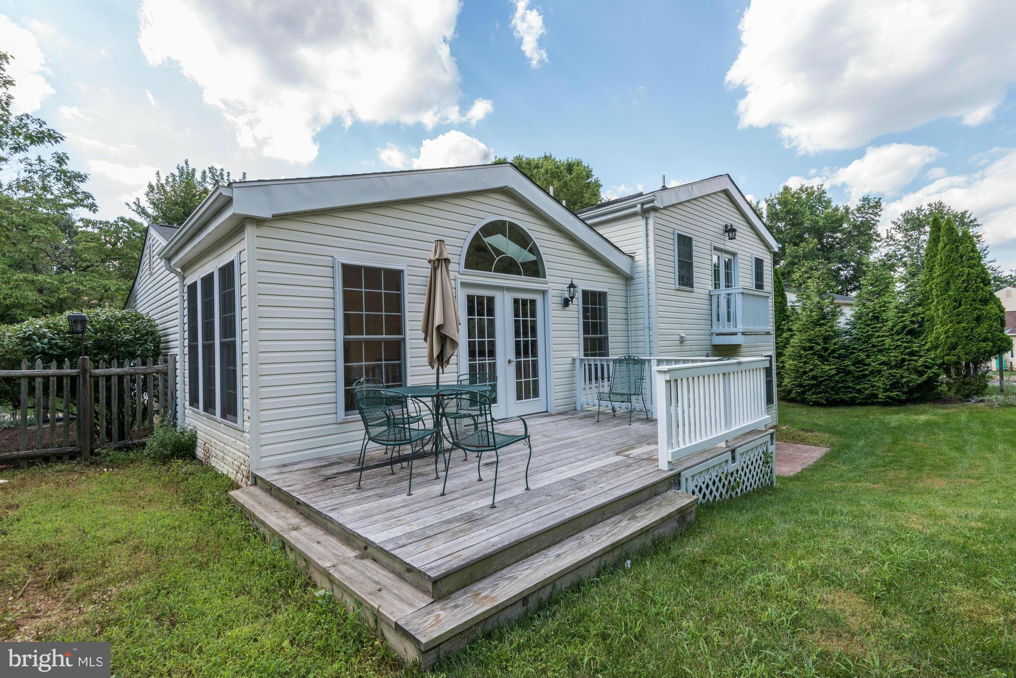 15058 Joshua Tree Road North Potomac, MD 20878 - Photo 28 of 30 Exterior (Rear)