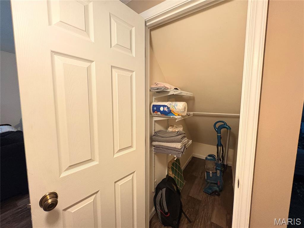 101 Mor Wilsonville, IL 62093 - Photo 14 of 34