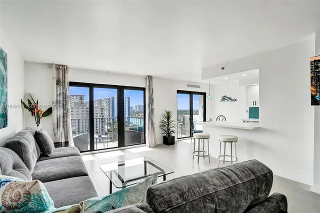 $5,000 | 1201 South Ocean Drive, Unit 908S, Hollywood, FL 33019