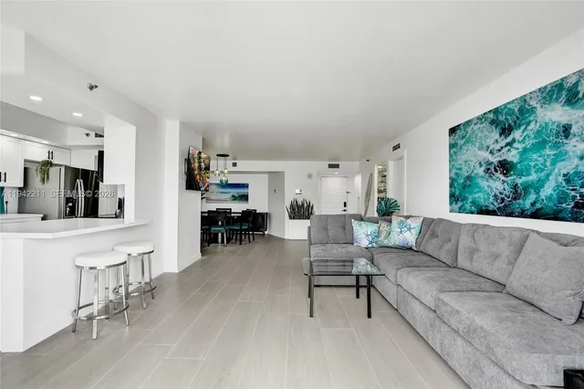 $5,000 | 1201 South Ocean Drive, Unit 908S, Hollywood, FL 33019