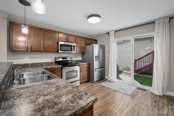 $250,000 | 210 Candice Way, St. Peters, MO 63376