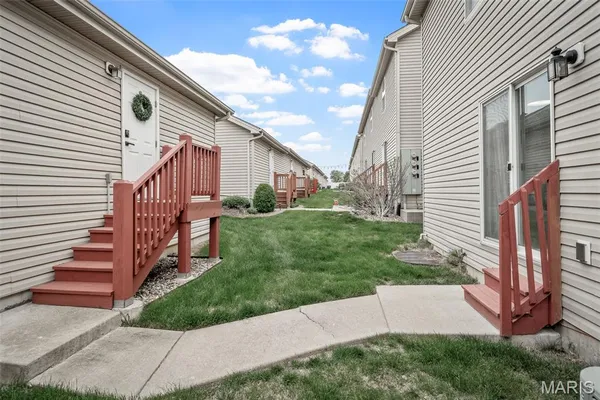 $250,000 | 210 Candice Way, St. Peters, MO 63376