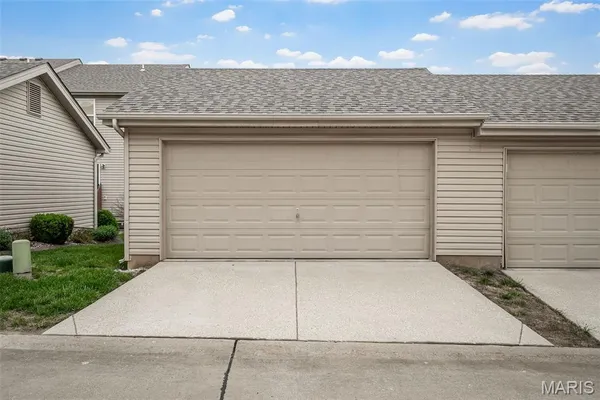$250,000 | 210 Candice Way, St. Peters, MO 63376