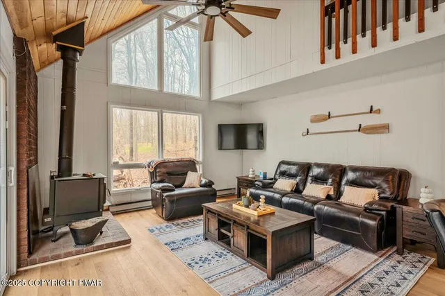 $299,000 | 62 Locust Lane, Gouldsboro, PA 18424