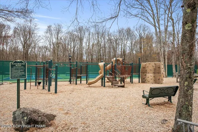 $299,000 | 62 Locust Lane, Gouldsboro, PA 18424