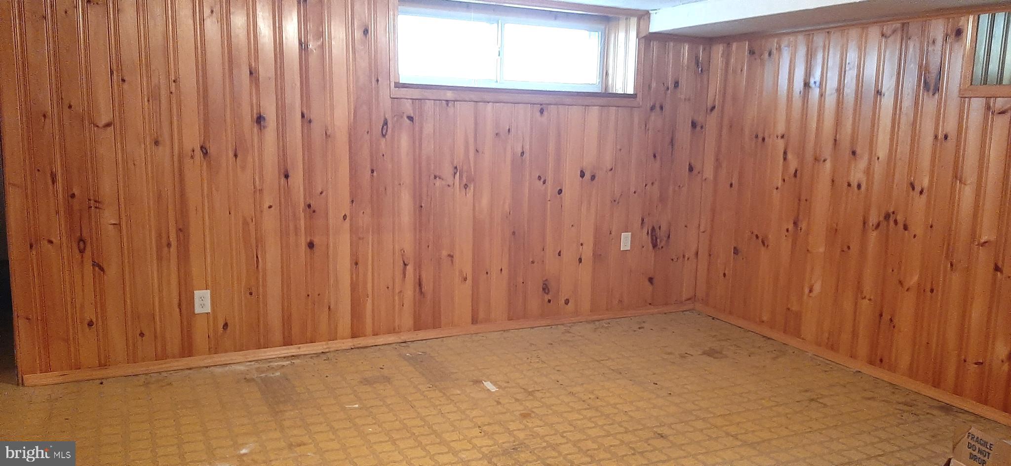 902 Disston Street Philadelphia, PA 19111 - Photo 12 of 14