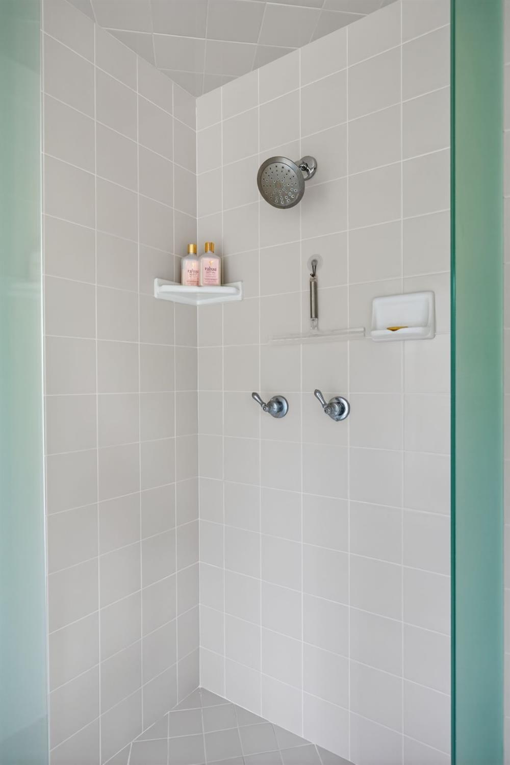 909 Daly Road Ojai, CA 93023 - Photo 29 of 46