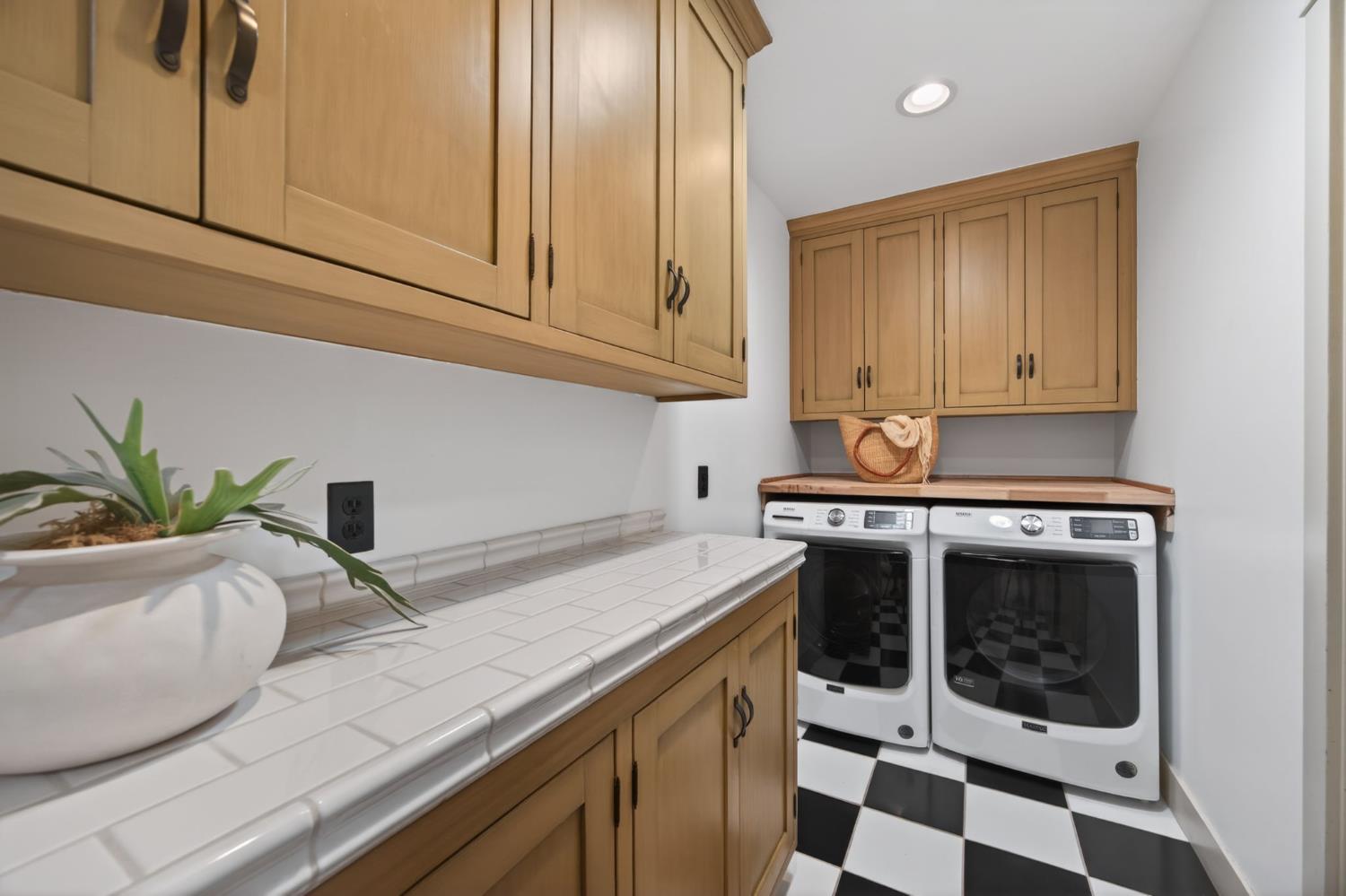 909 Daly Road Ojai, CA 93023 - Photo 38 of 46