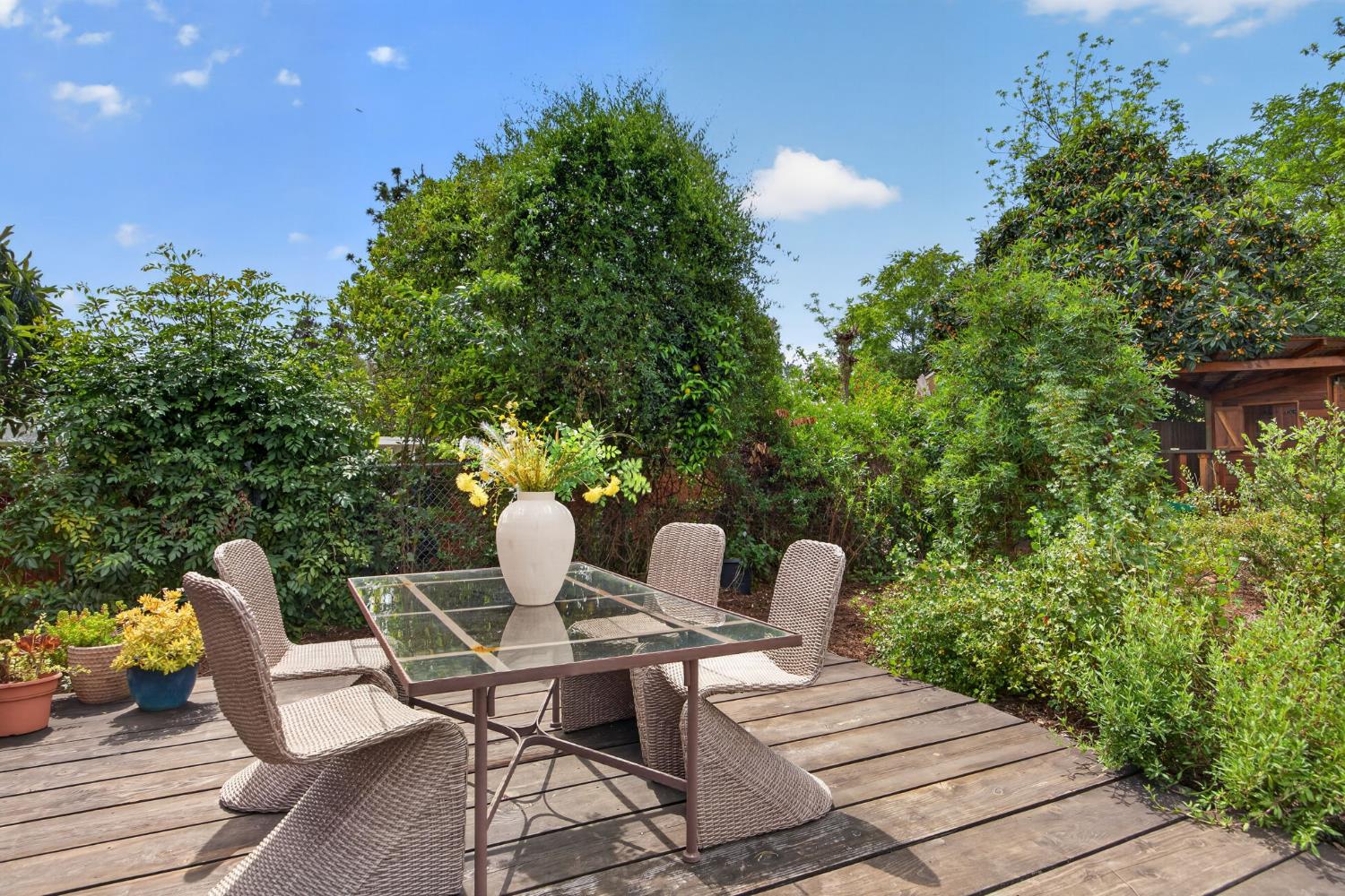 909 Daly Road Ojai, CA 93023 - Photo 40 of 46