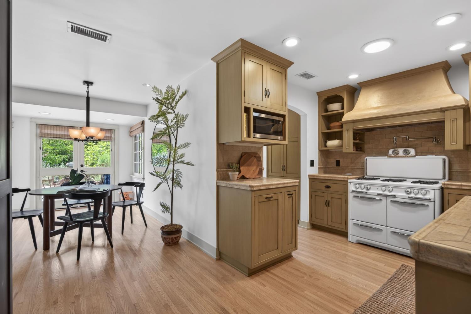 909 Daly Road Ojai, CA 93023 - Photo 10 of 46