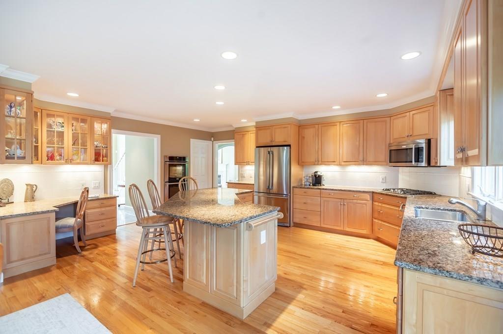 3 Prides Circle Andover, MA 01810 - Photo 10 of 42