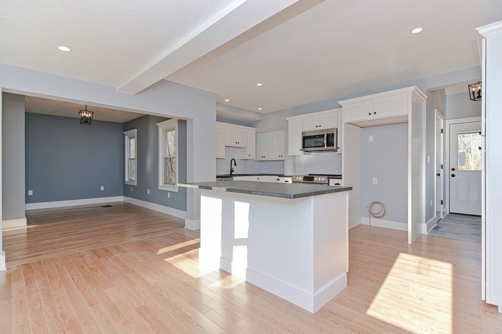 73 Spring Street Mansfield, MA 02048 - Photo 14 of 39 Gallery Image 14