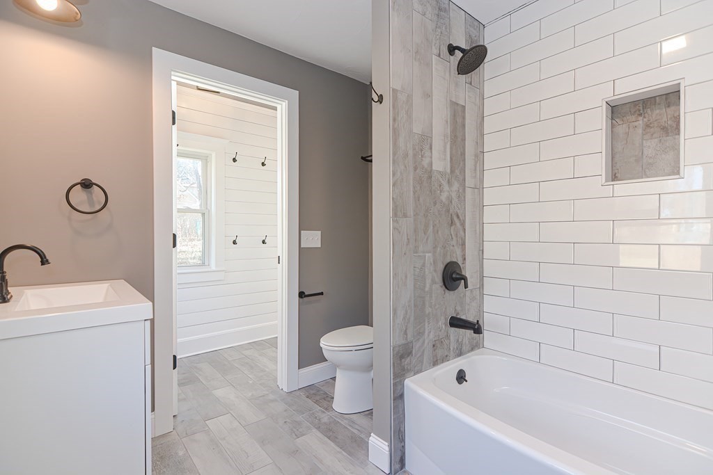 73 Spring Street Mansfield, MA 02048 - Photo 15 of 39 Gallery Image 15