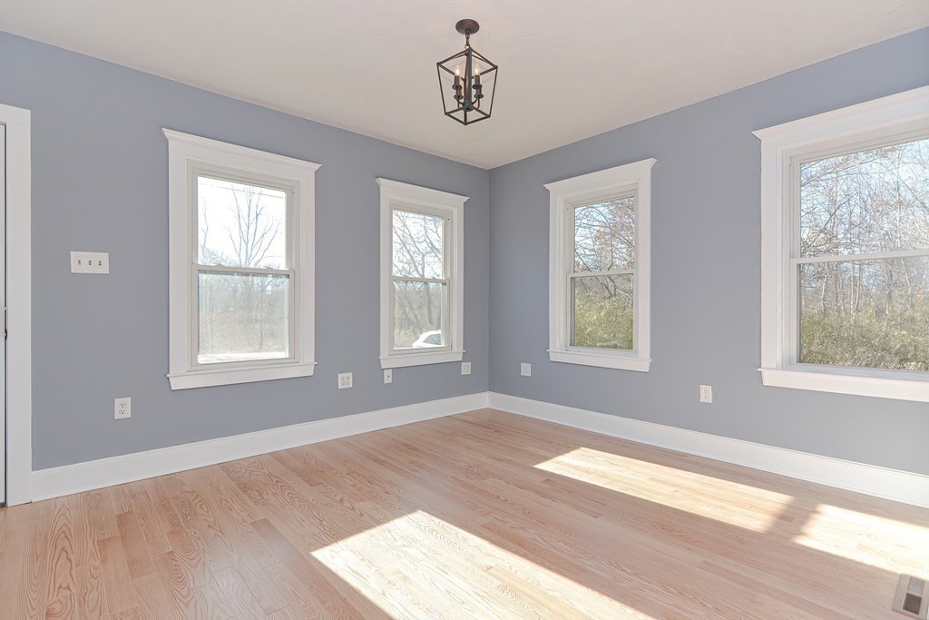 73 Spring Street Mansfield, MA 02048 - Photo 21 of 39 Gallery Image 21