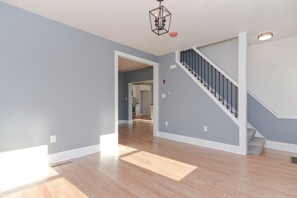 73 Spring Street Mansfield, MA 02048 - Photo 22 of 39 Gallery Image 22
