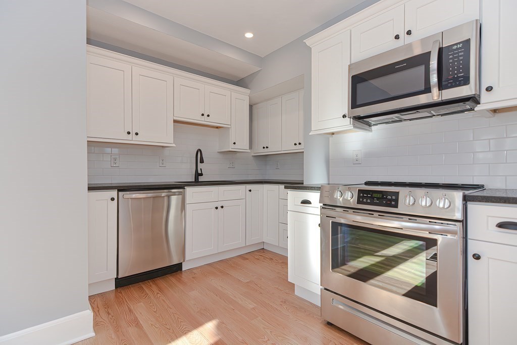 73 Spring Street Mansfield, MA 02048 - Photo 10 of 39 Gallery Image 10