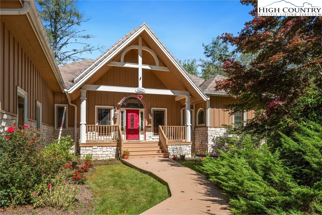 163 River Pointe Lane Boone, NC 28607 - Photo 2 of 48 Gallery Image 2